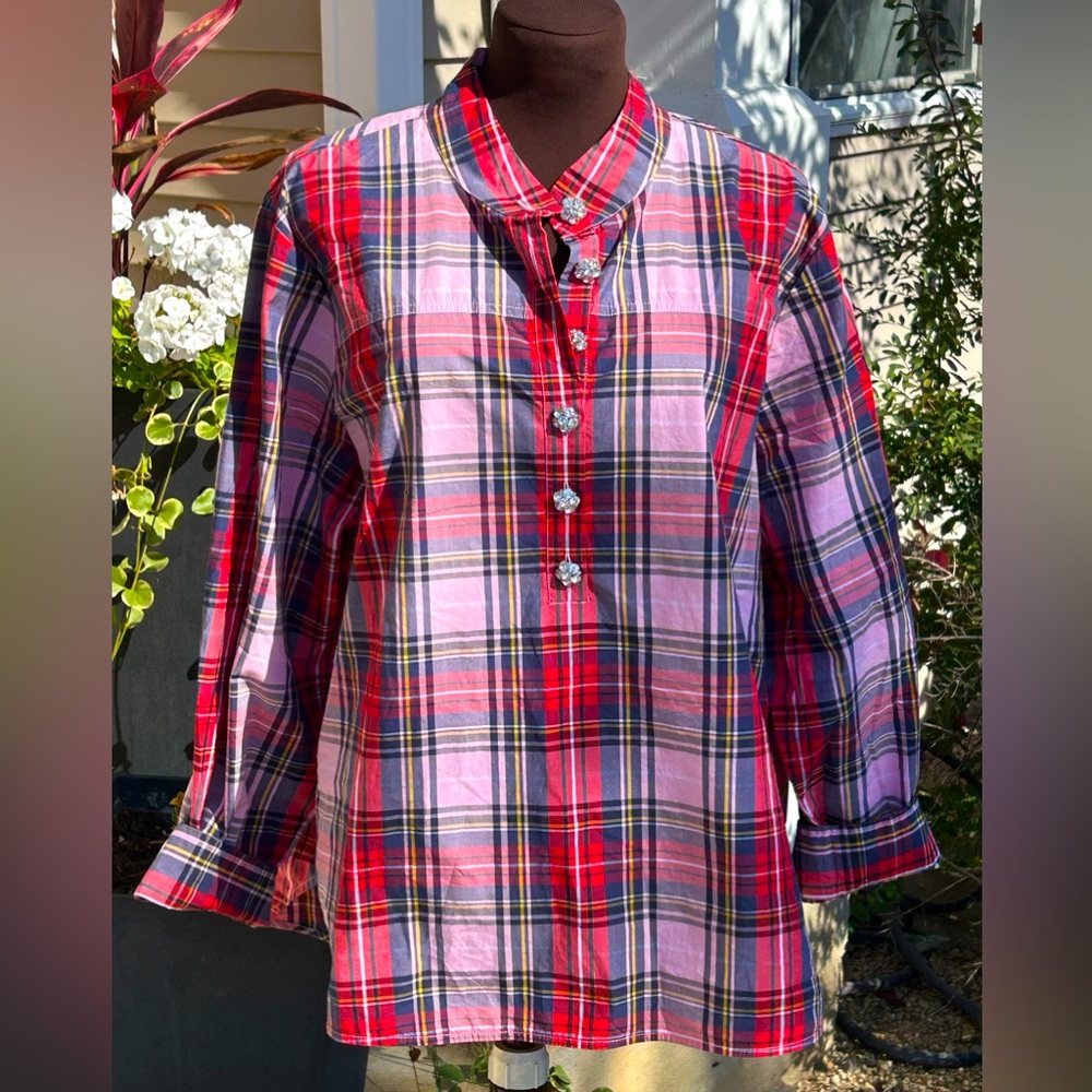 NWOT J CREW s20 wmn’s gorgeous plaid shirt Love the rhinestone buttons!